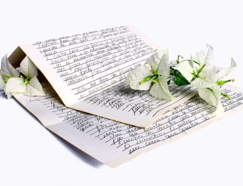 Love Letters to Yourself – Journal Prompts for Inner Warmth